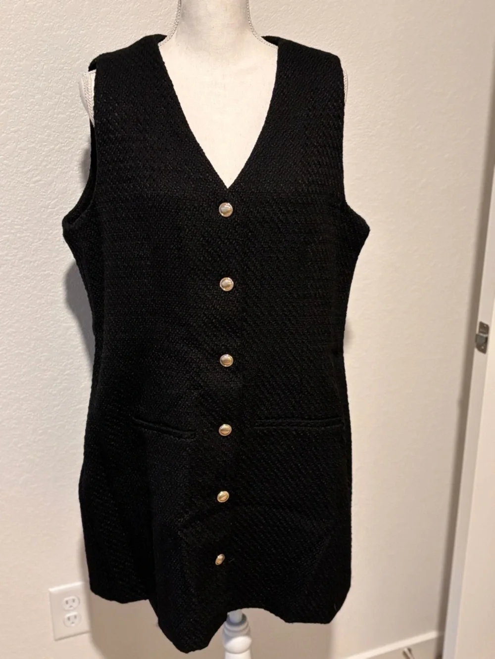 ABERCROMBIE AND FITCH
Mara Tweed Vest Mini Dress sz XL - Picture 3 of 6